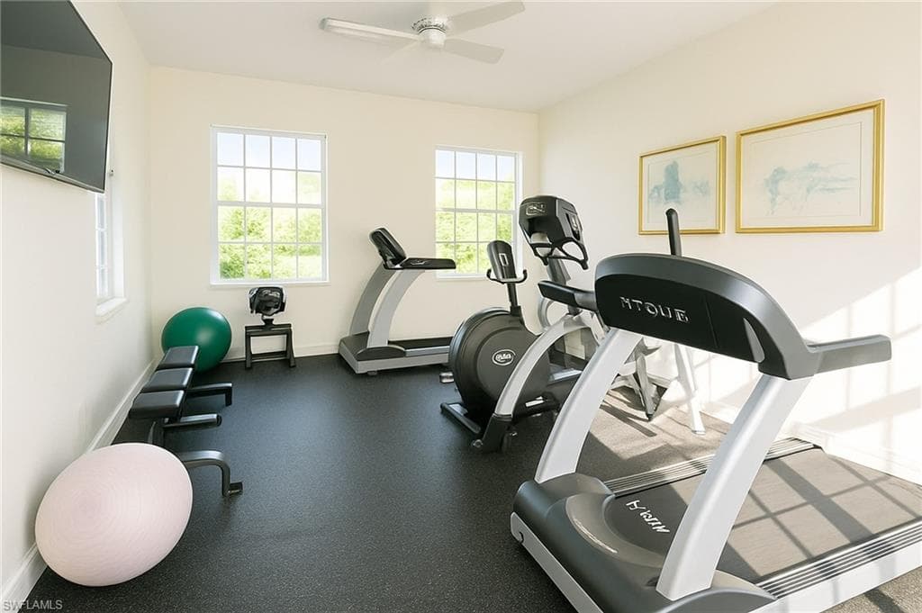 2451 Game Hawk CT # 2502, NAPLES FL 34105-27