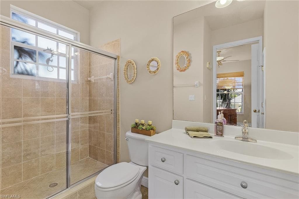 4235 SE 20th PL C201-27