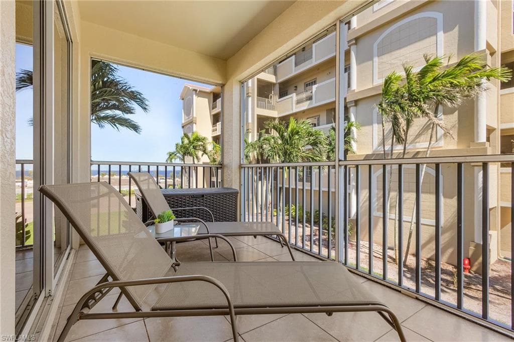 4235 SE 20th PL C201-8