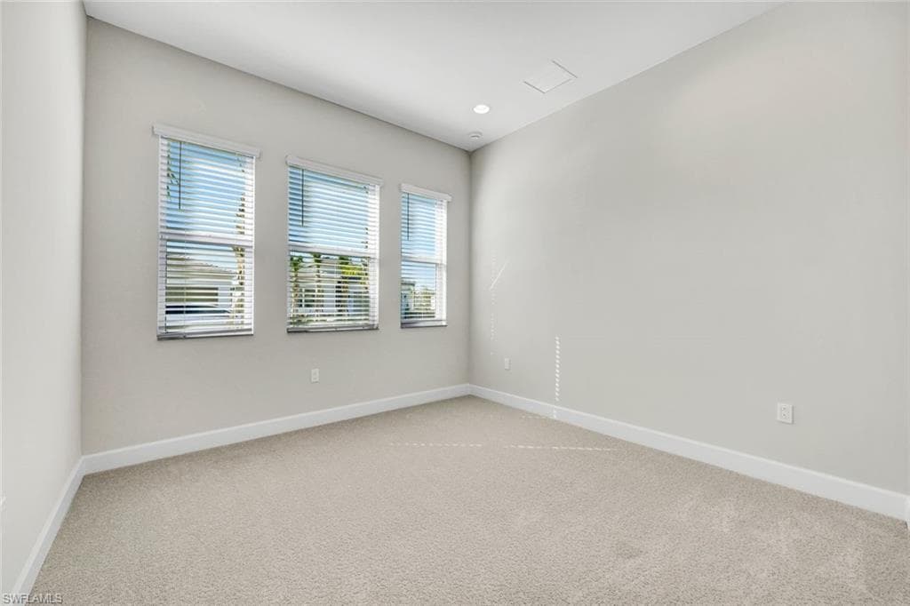 2581 Kingfisher DR, NAPLES FL 34112-12