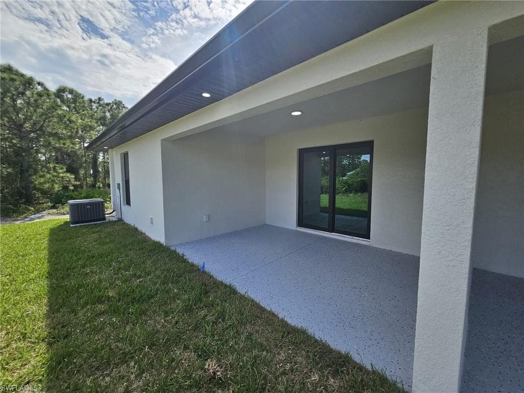 719 Eisenhower, LEHIGH ACRES FL 33974-14