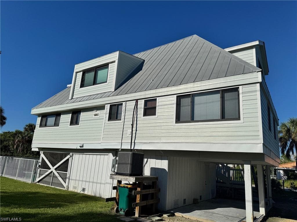 251 Southwinds DR, SANIBEL FL 33957-4