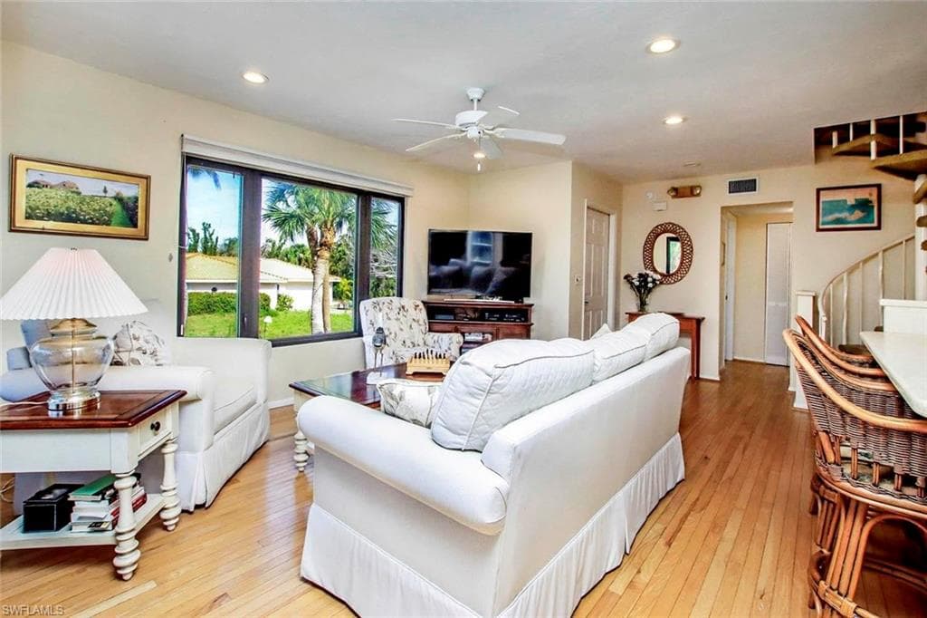 251 Southwinds DR, SANIBEL FL 33957-27