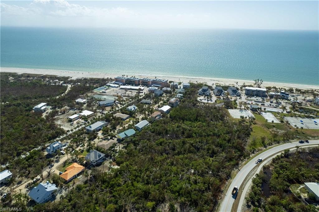 251 Southwinds DR, SANIBEL FL 33957-19