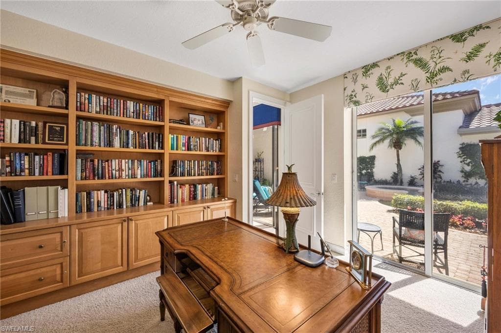 1268 Grand Isle CT, NAPLES FL 34108-16