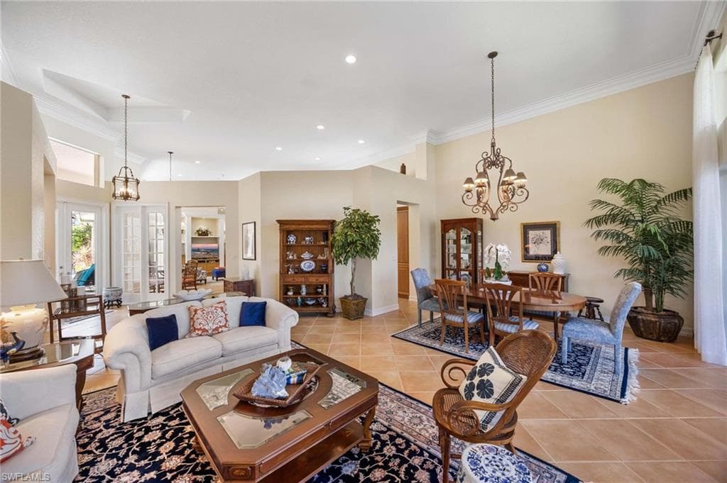 1268 Grand Isle CT, NAPLES FL 34108-11