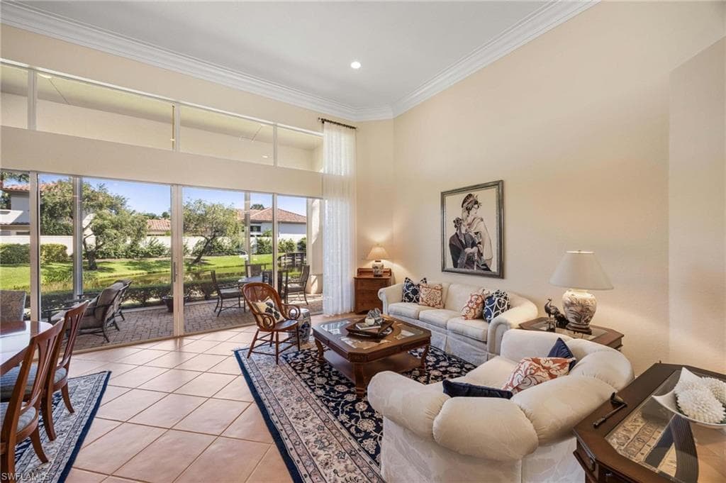 1268 Grand Isle CT, NAPLES FL 34108-9