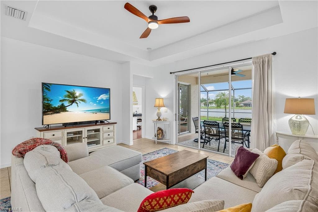 21348 Velino LN, ESTERO FL 33928-4