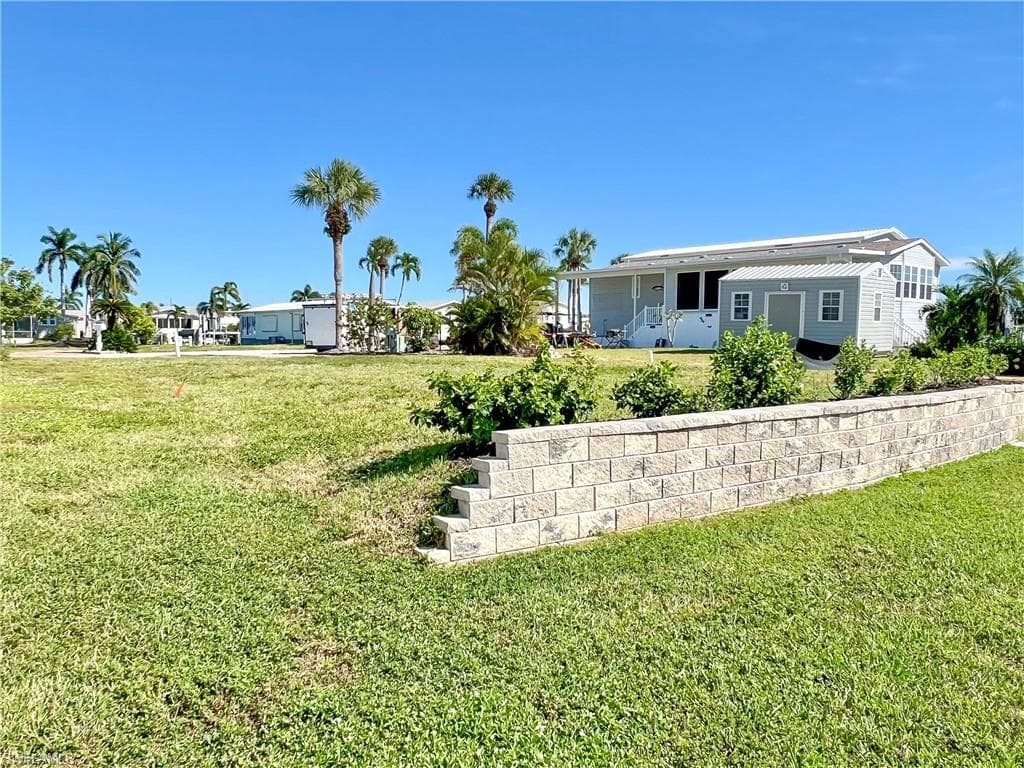17680 Bryan CT-9