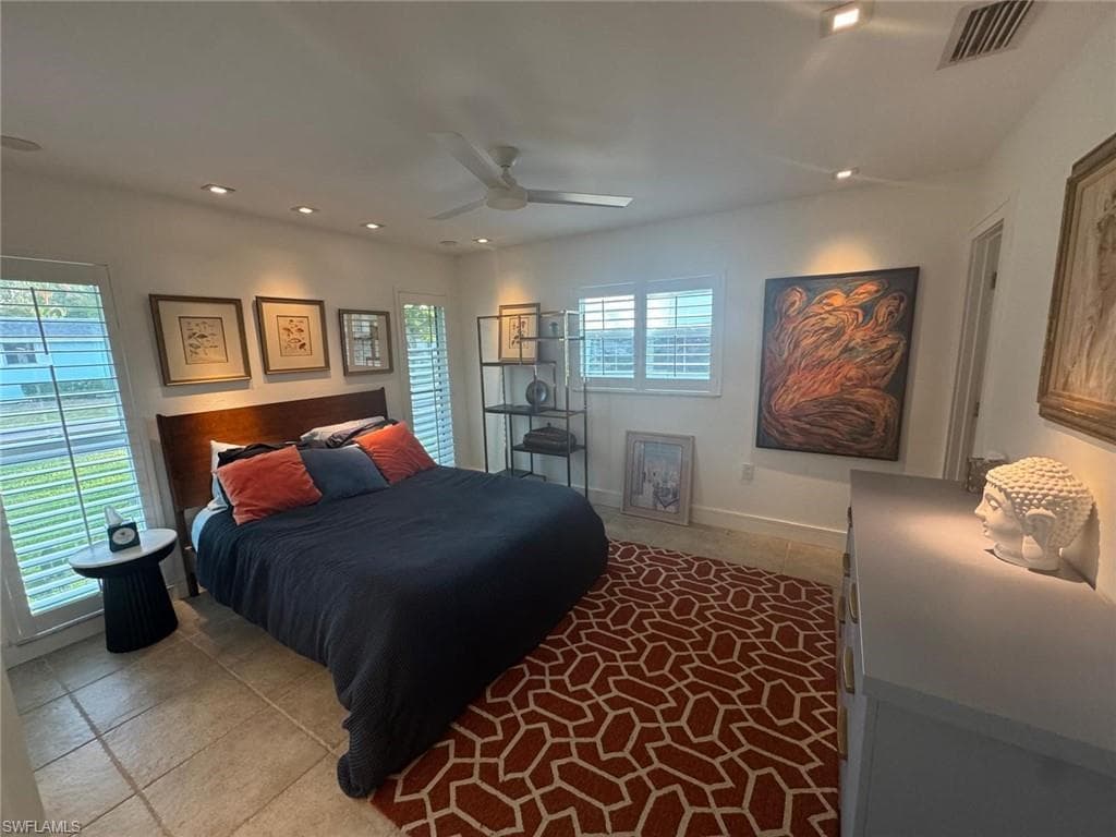 215 Lanchester CT # 44, NAPLES FL 34112-14