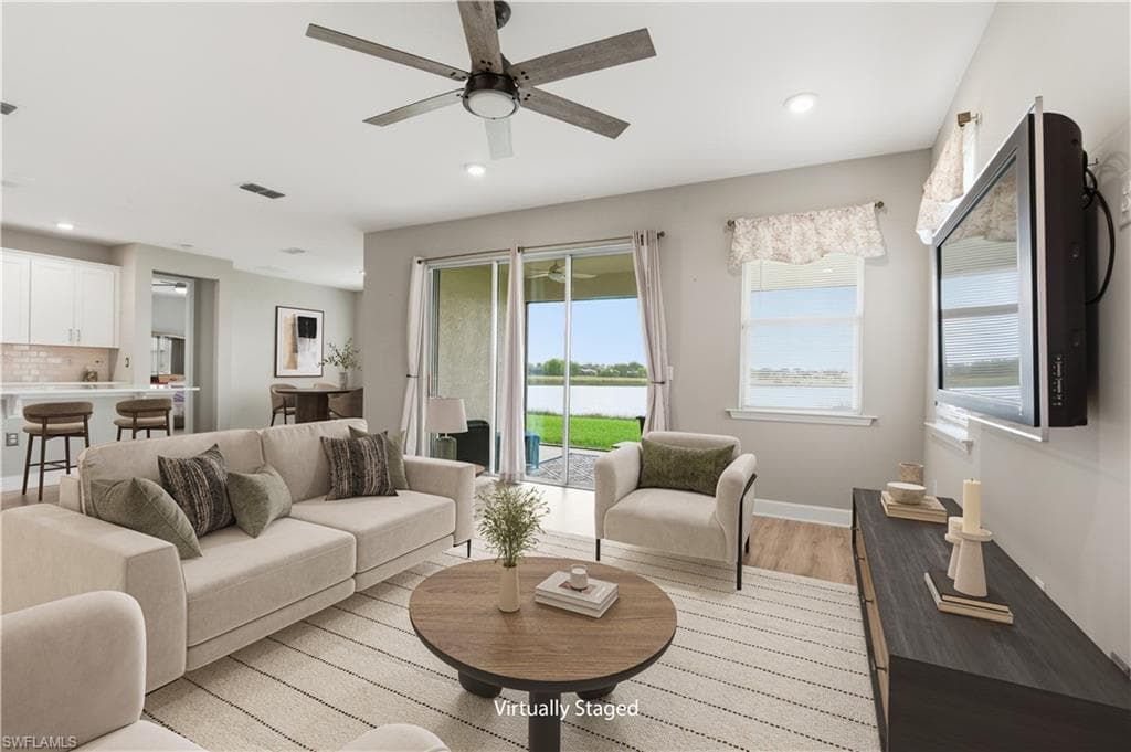 2055 Grove DR, NAPLES FL 34120-3