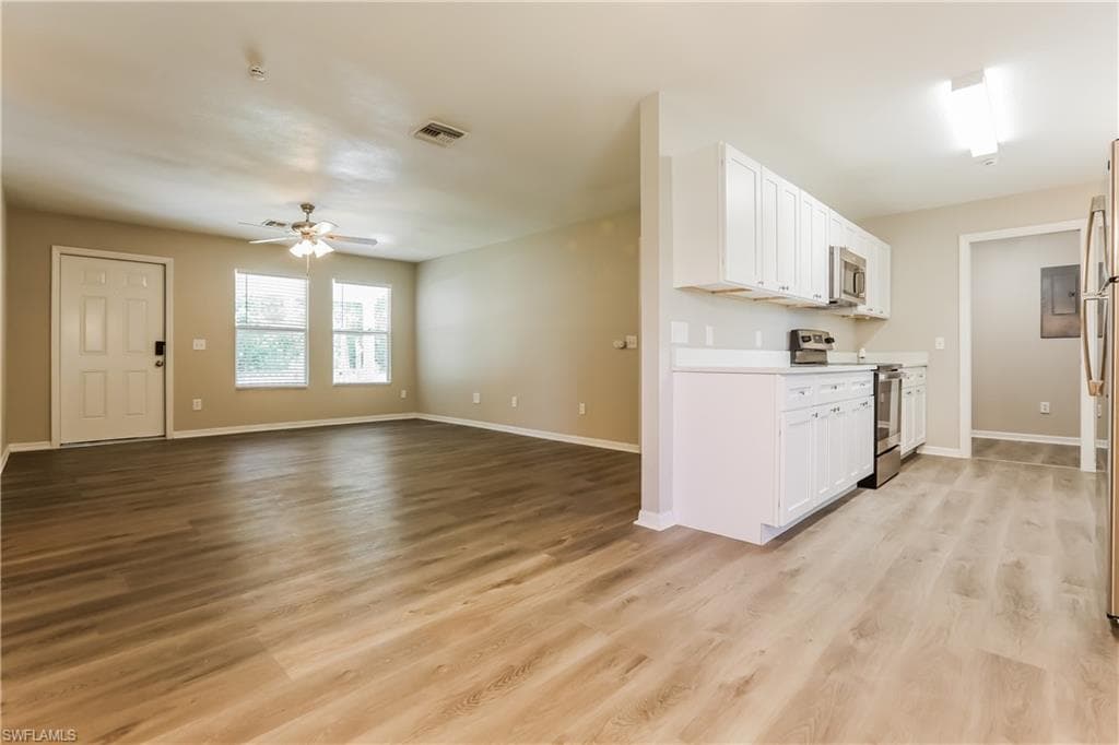 284 Grove RD, VENICE FL 34293-2