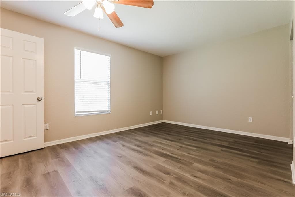 284 Grove RD, VENICE FL 34293-7