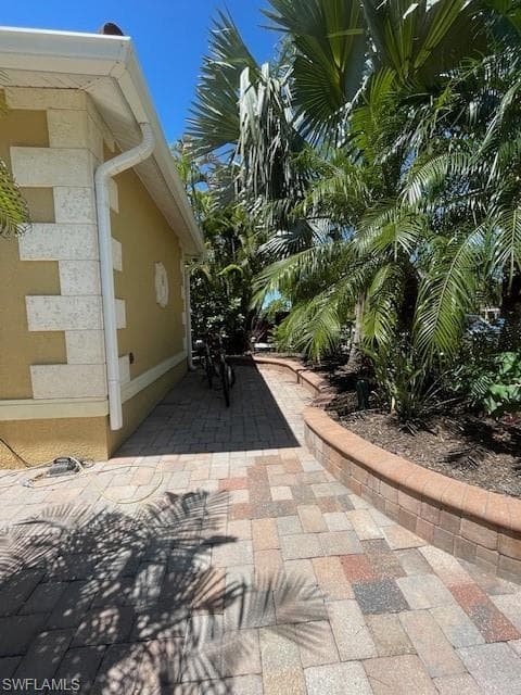 4873 Southern Breeze DR, NAPLES FL 34114-11