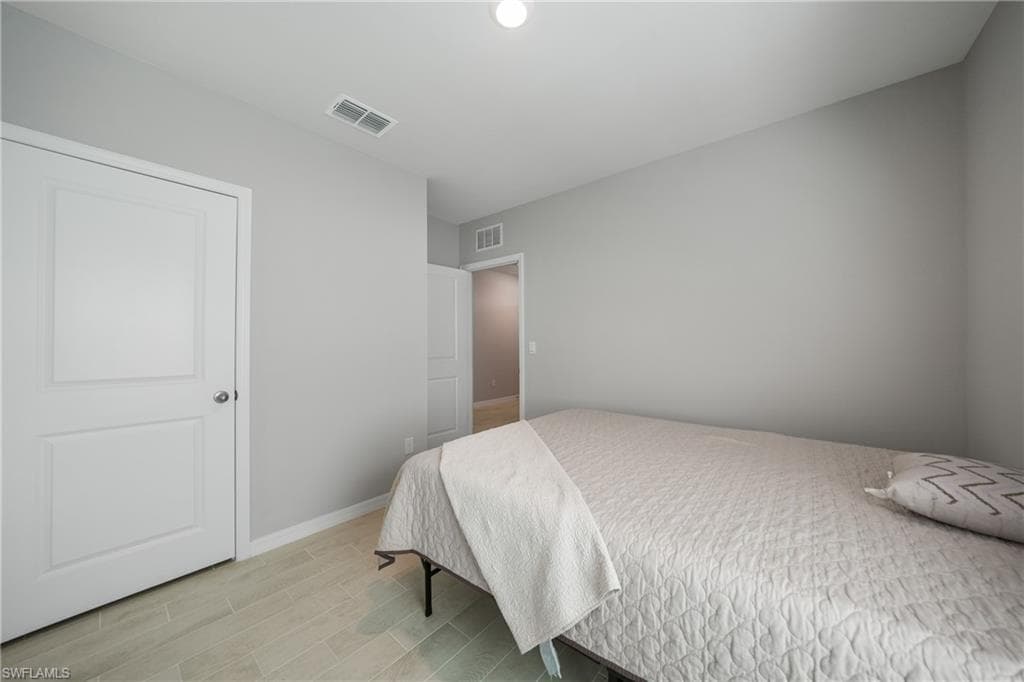 2965 Ernest WAY, FORT MYERS FL 33905-26