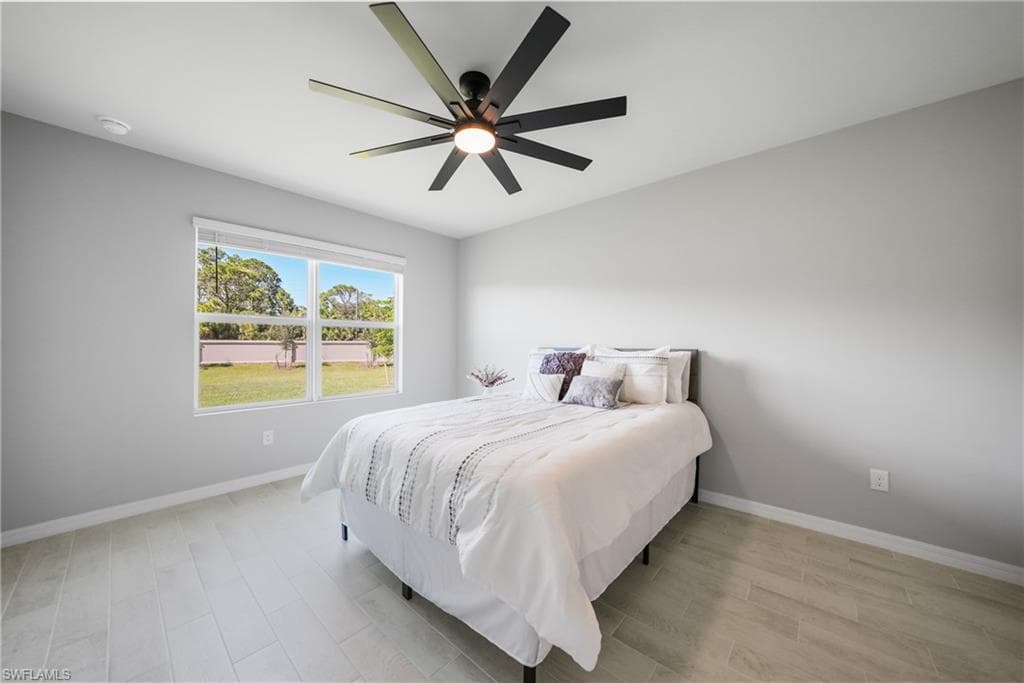 2965 Ernest WAY, FORT MYERS FL 33905-15