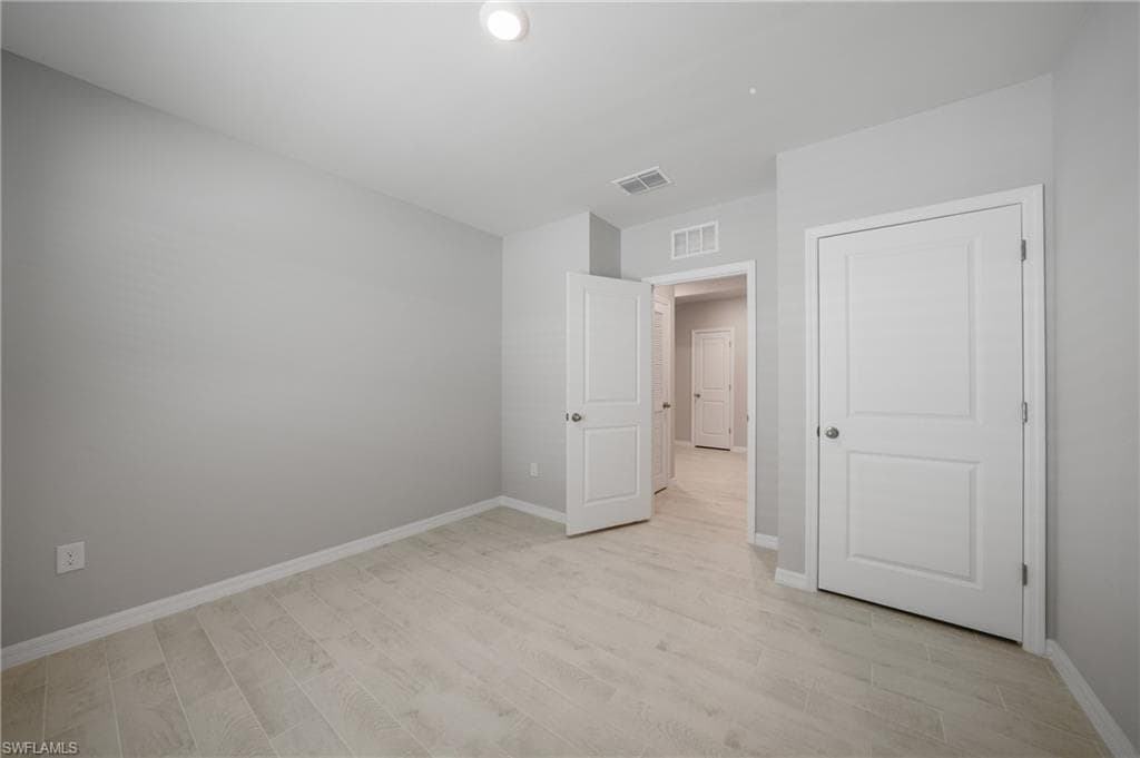 2965 Ernest WAY, FORT MYERS FL 33905-21