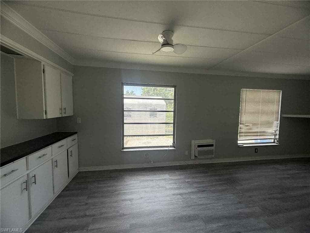8281 Sevigny DR, NORTH FORT MYERS FL 33917-3