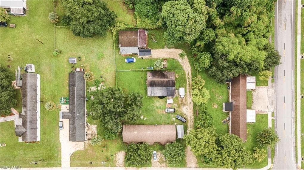 102 3rd ST, FORT MYERS FL 33907-1