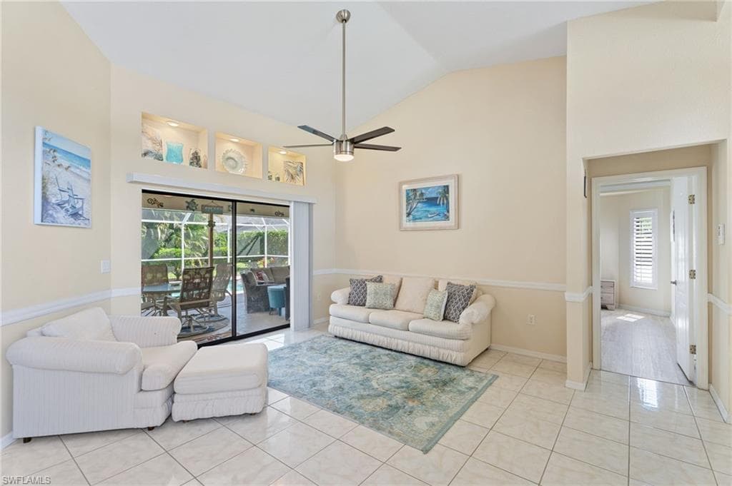 1048 Harbour Drake DR, PUNTA GORDA FL 33983-5