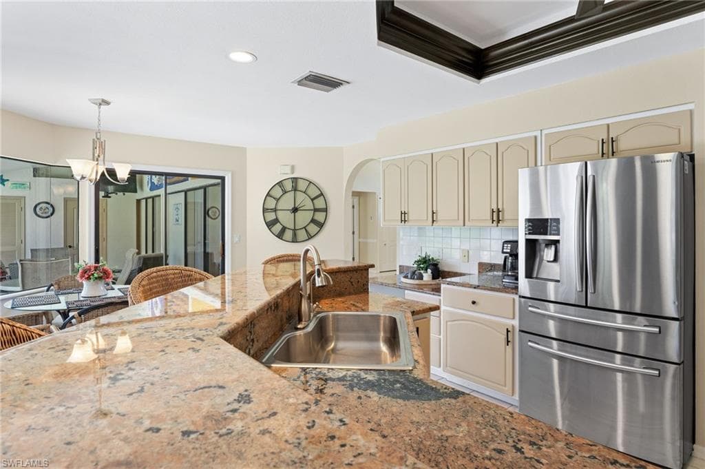 1048 Harbour Drake DR, PUNTA GORDA FL 33983-17