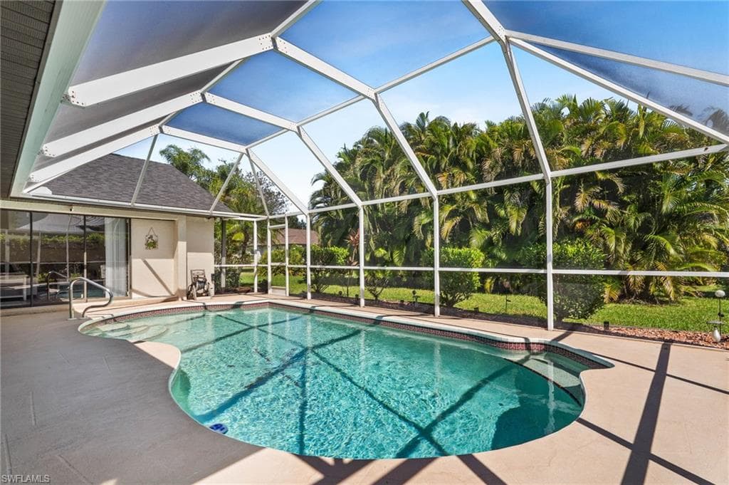 1048 Harbour Drake DR, PUNTA GORDA FL 33983-39