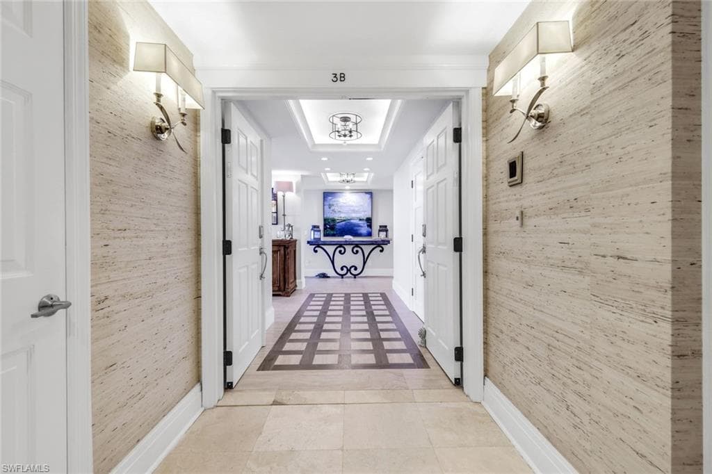 1285 Gulf Shore BLVD N # 3B, NAPLES FL 34102-4