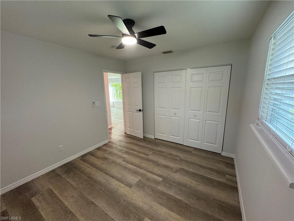 3181 Poinciana DR, NAPLES FL 34105-11