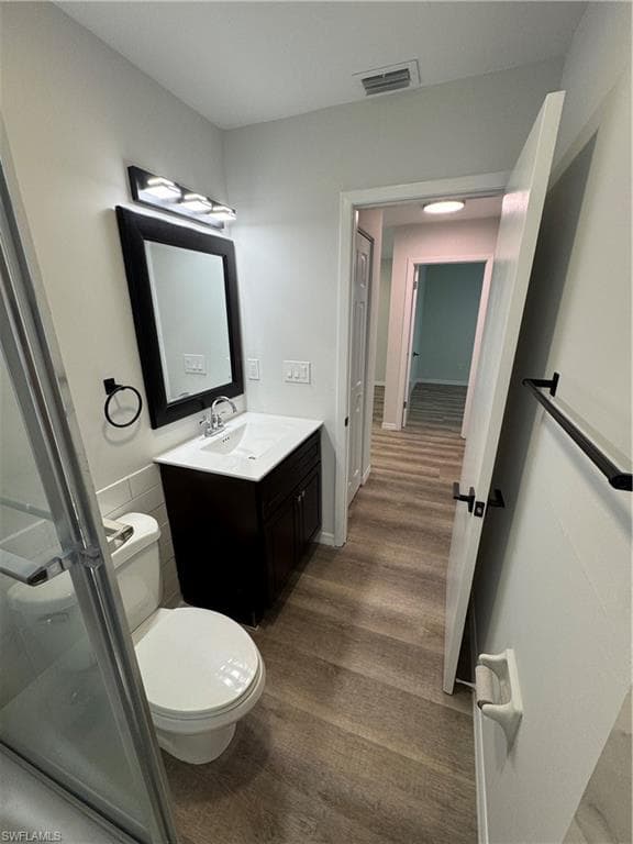 3181 Poinciana DR, NAPLES FL 34105-8