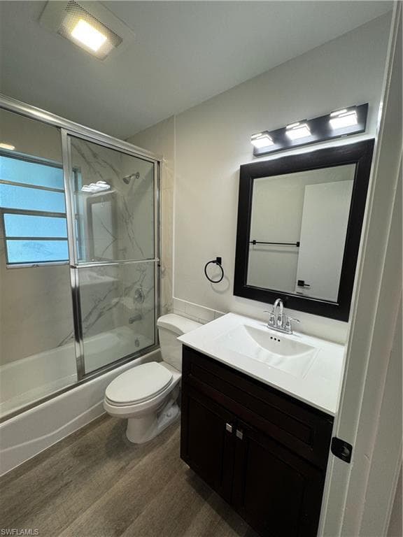 3181 Poinciana DR, NAPLES FL 34105-9