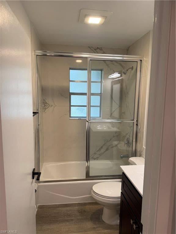 3181 Poinciana DR, NAPLES FL 34105-7