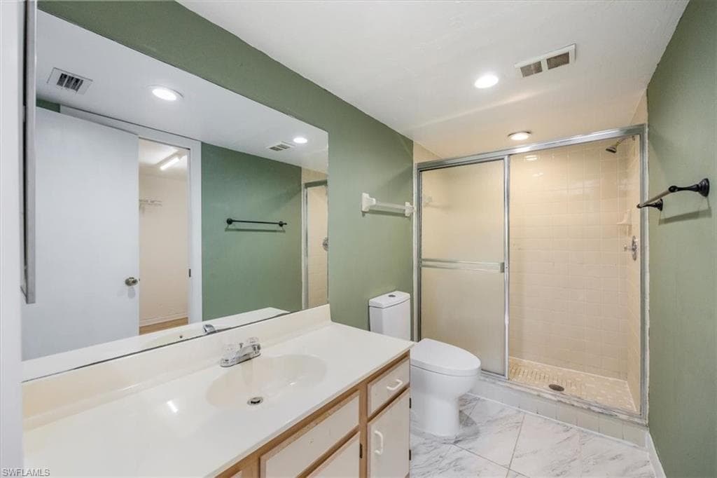 5697 Rattlesnake Hammock RD # 105, NAPLES FL 34113-35