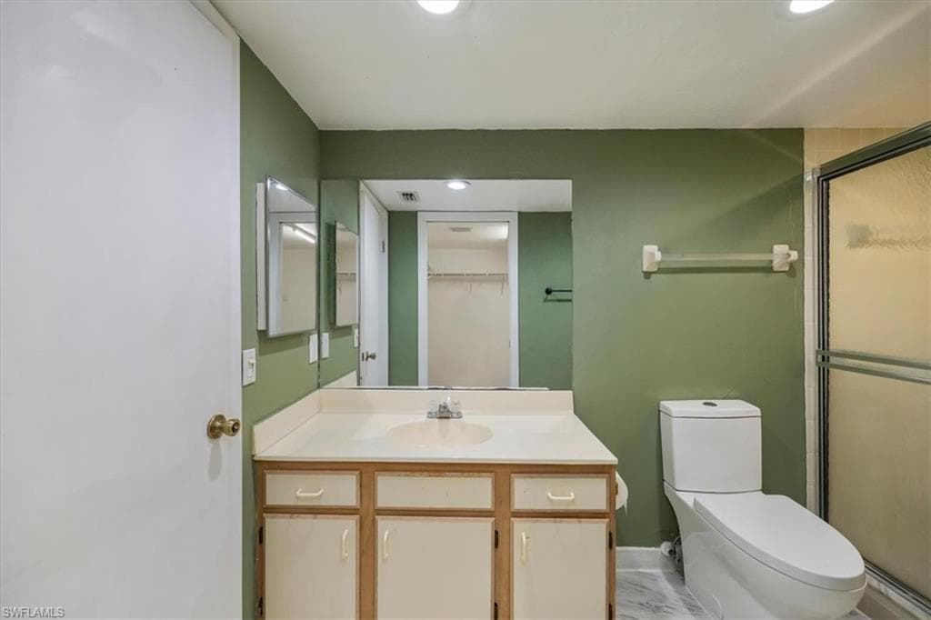 5697 Rattlesnake Hammock RD # 105, NAPLES FL 34113-36