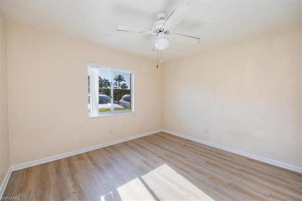 5697 Rattlesnake Hammock RD # 105, NAPLES FL 34113-14