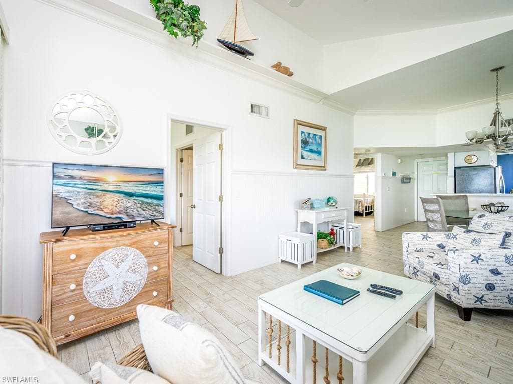 255 Periwinkle WAY # C, SANIBEL FL 33957-5