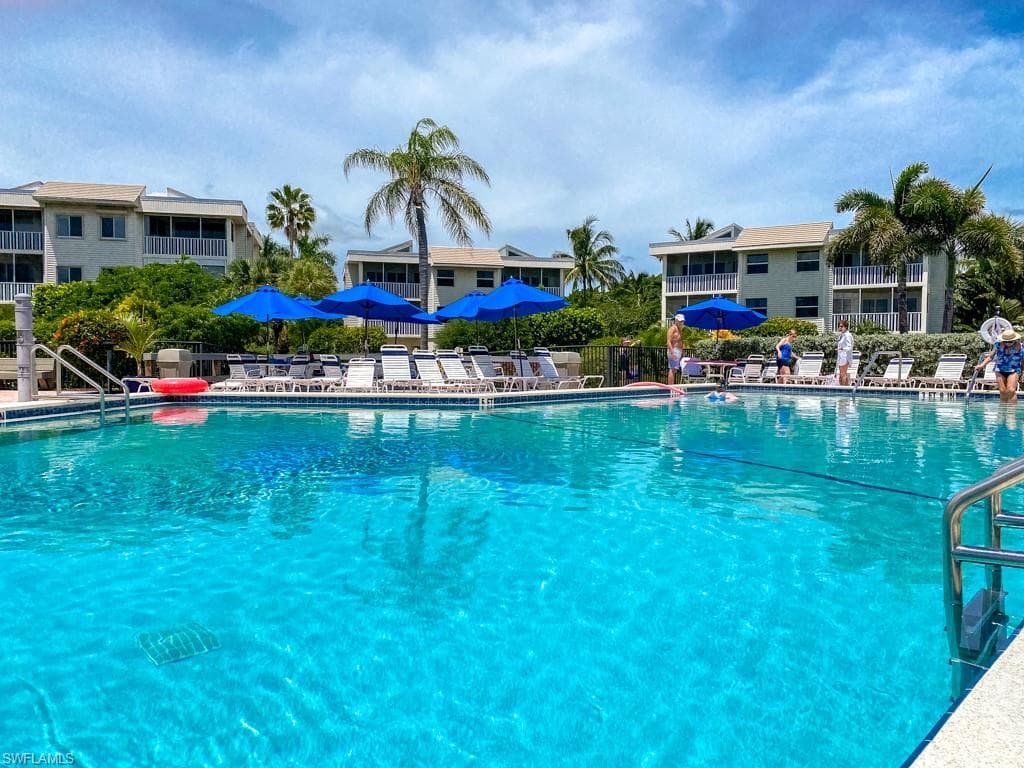 255 Periwinkle WAY # C, SANIBEL FL 33957-25