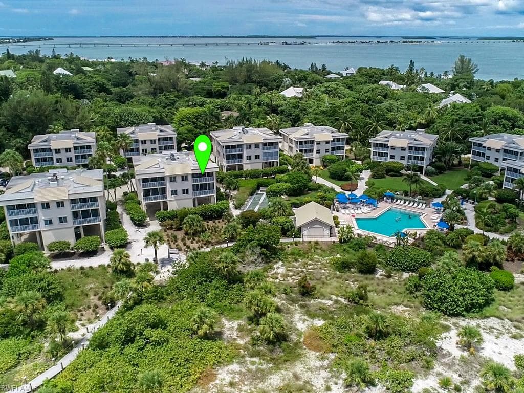 255 Periwinkle WAY # C, SANIBEL FL 33957-33