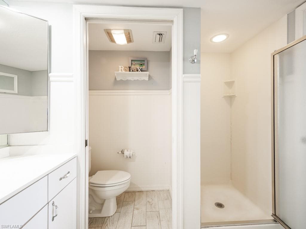 255 Periwinkle WAY # C, SANIBEL FL 33957-18