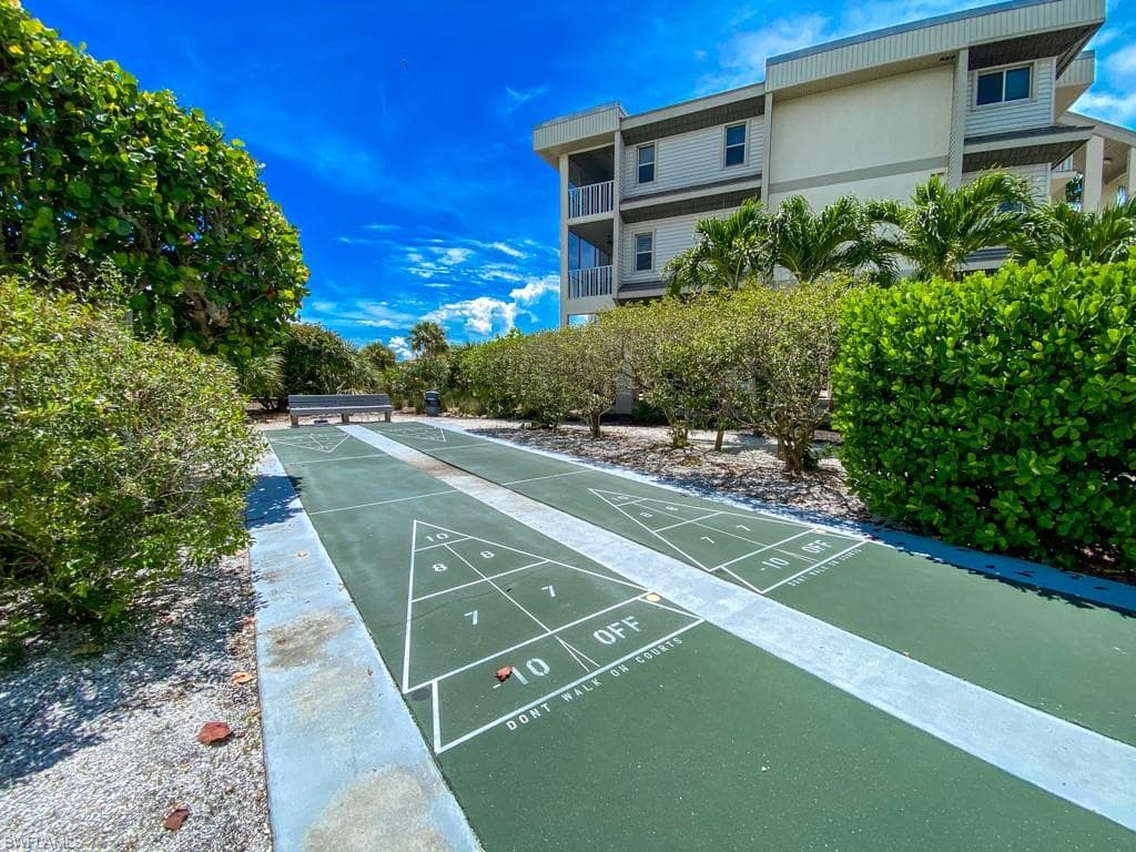 255 Periwinkle WAY # C, SANIBEL FL 33957-28
