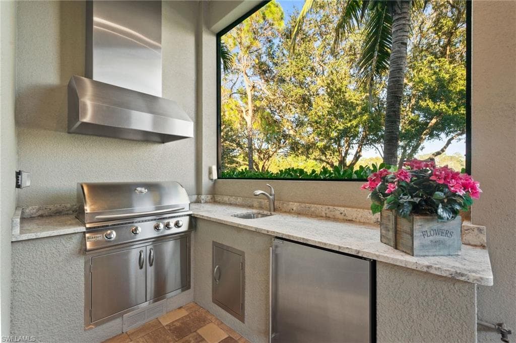 3987 Brynwood DR, NAPLES FL 34119-32