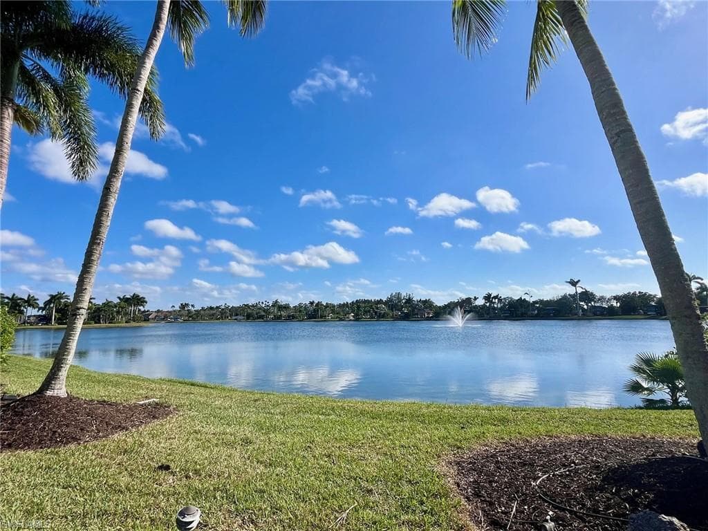 4669 Southern Breeze DR, NAPLES FL 34114-3