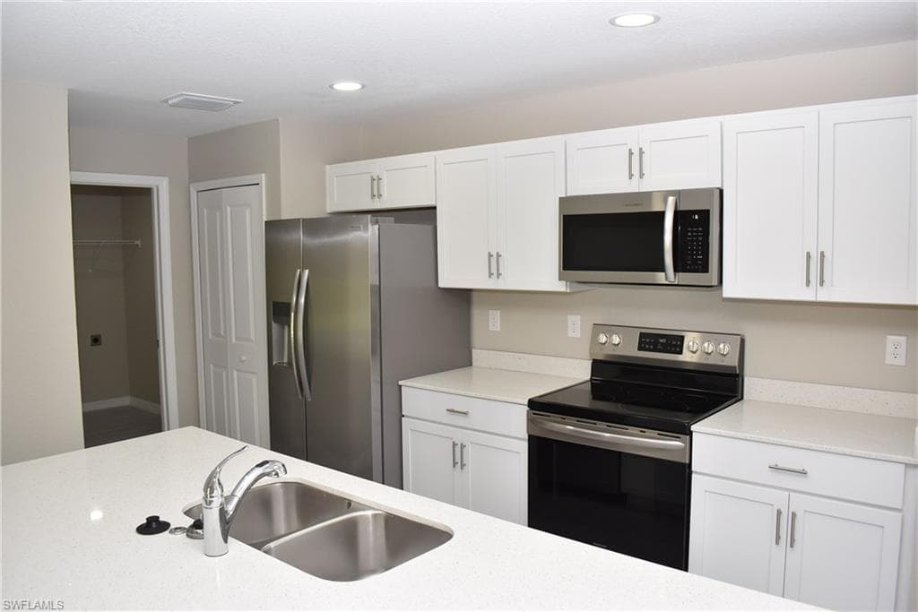 212 Antis DR, ROTONDA WEST FL 33947-1