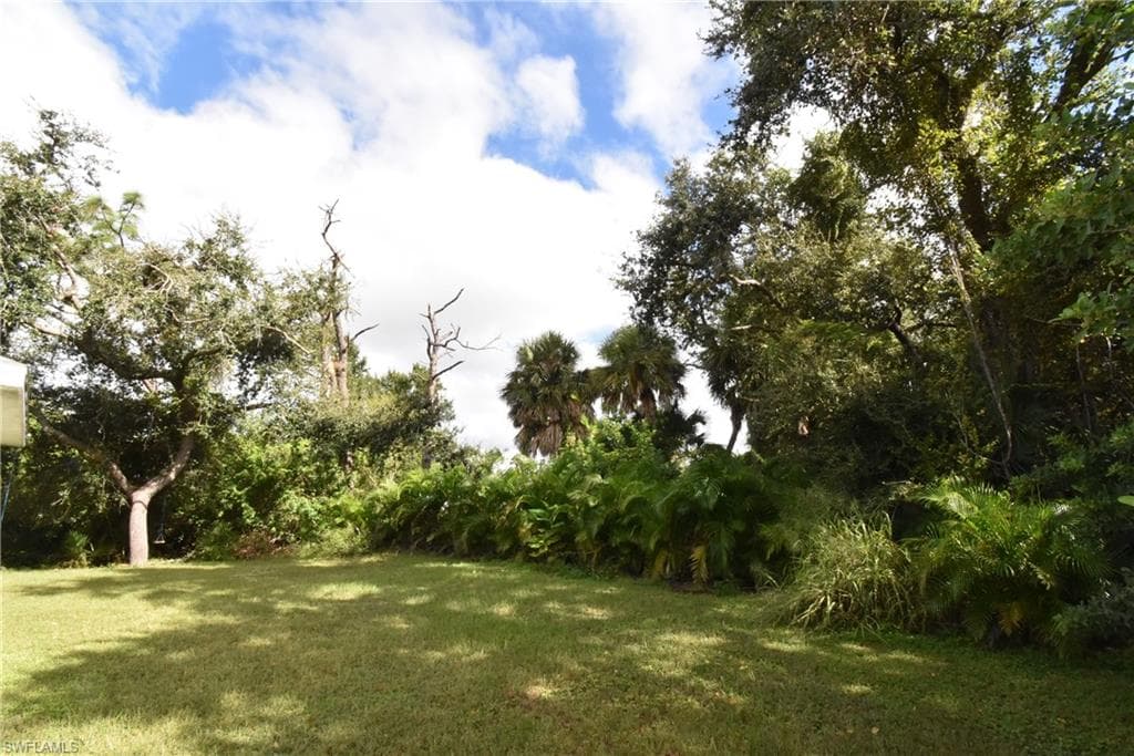 212 Antis DR, ROTONDA WEST FL 33947-12