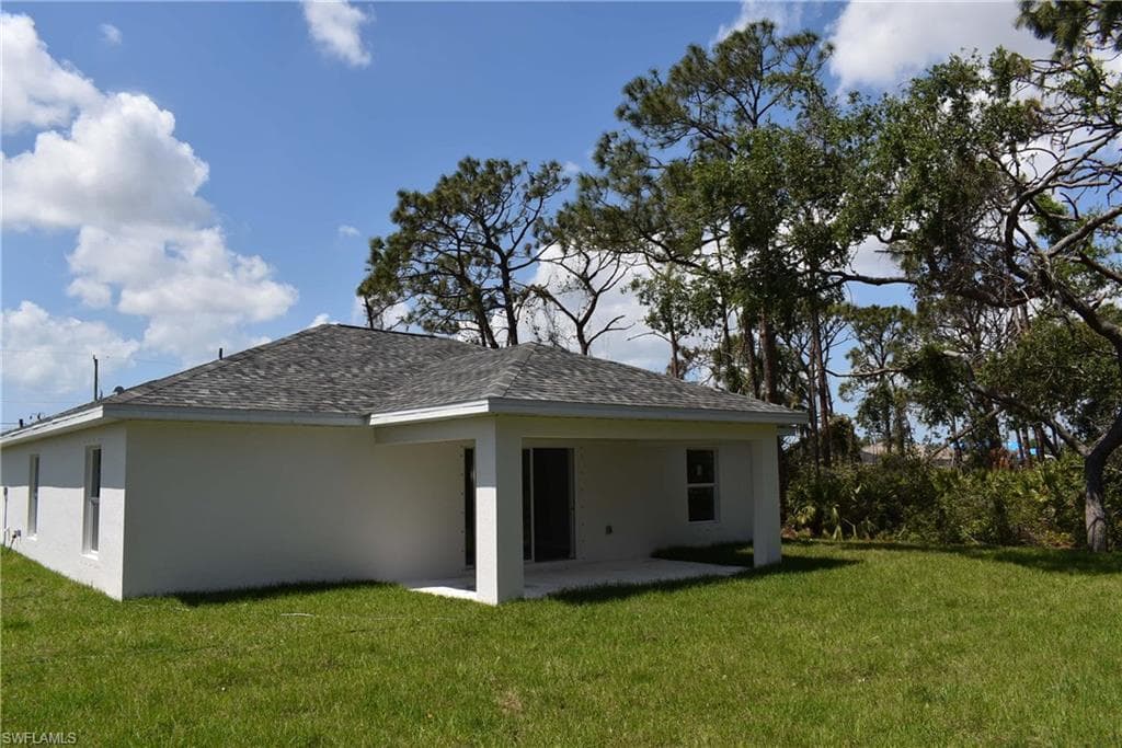 212 Antis DR, ROTONDA WEST FL 33947-15