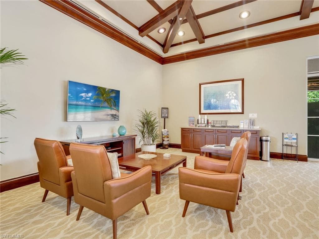 2375 Mont Claire DR # D202, NAPLES FL 34109-42