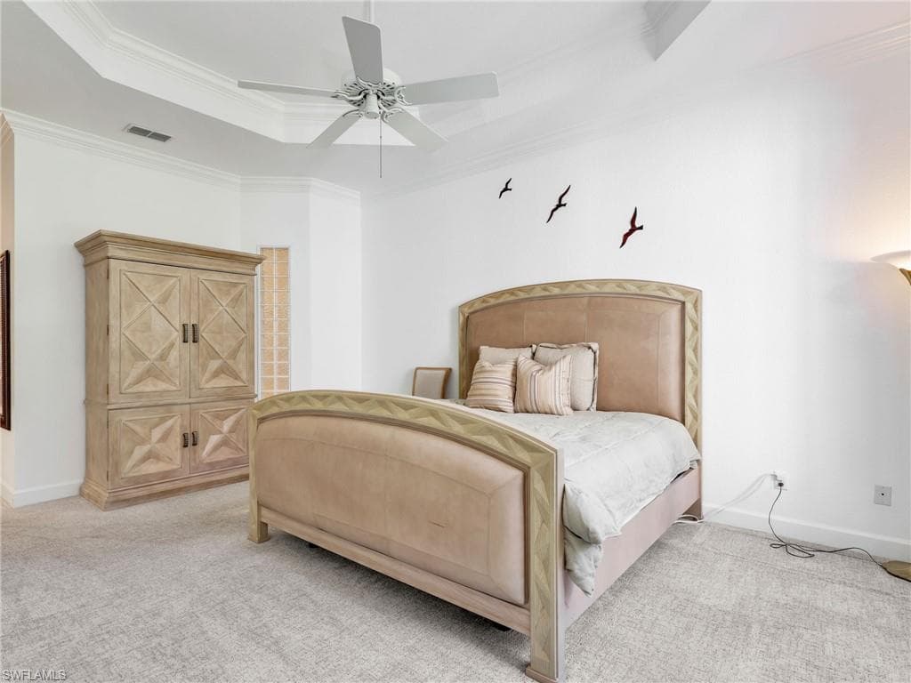 2375 Mont Claire DR # D202, NAPLES FL 34109-17