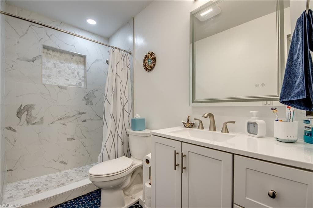 445 Donora BLVD, FORT MYERS BEACH FL 33931-26