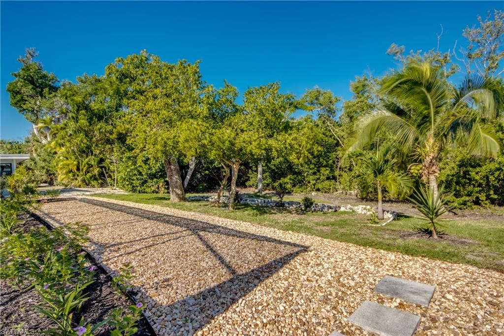 445 Donora BLVD, FORT MYERS BEACH FL 33931-37