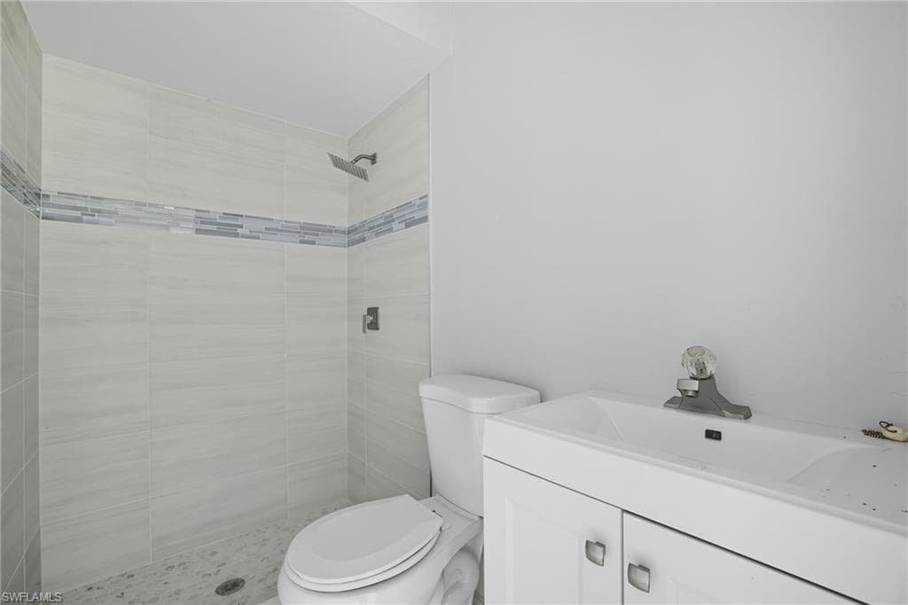 4747 McGregor BLVD, FORT MYERS FL 33901-5
