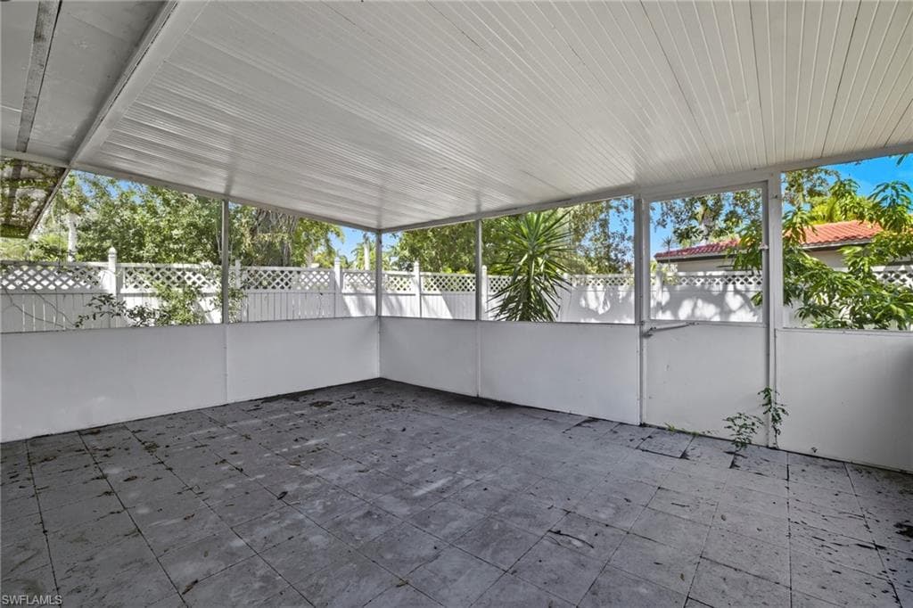 4747 McGregor BLVD, FORT MYERS FL 33901-33